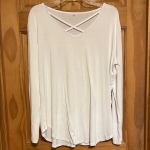 Women’s Tunic V Neck with Criss Cross Neck Line Long Sleeve White Size 2X